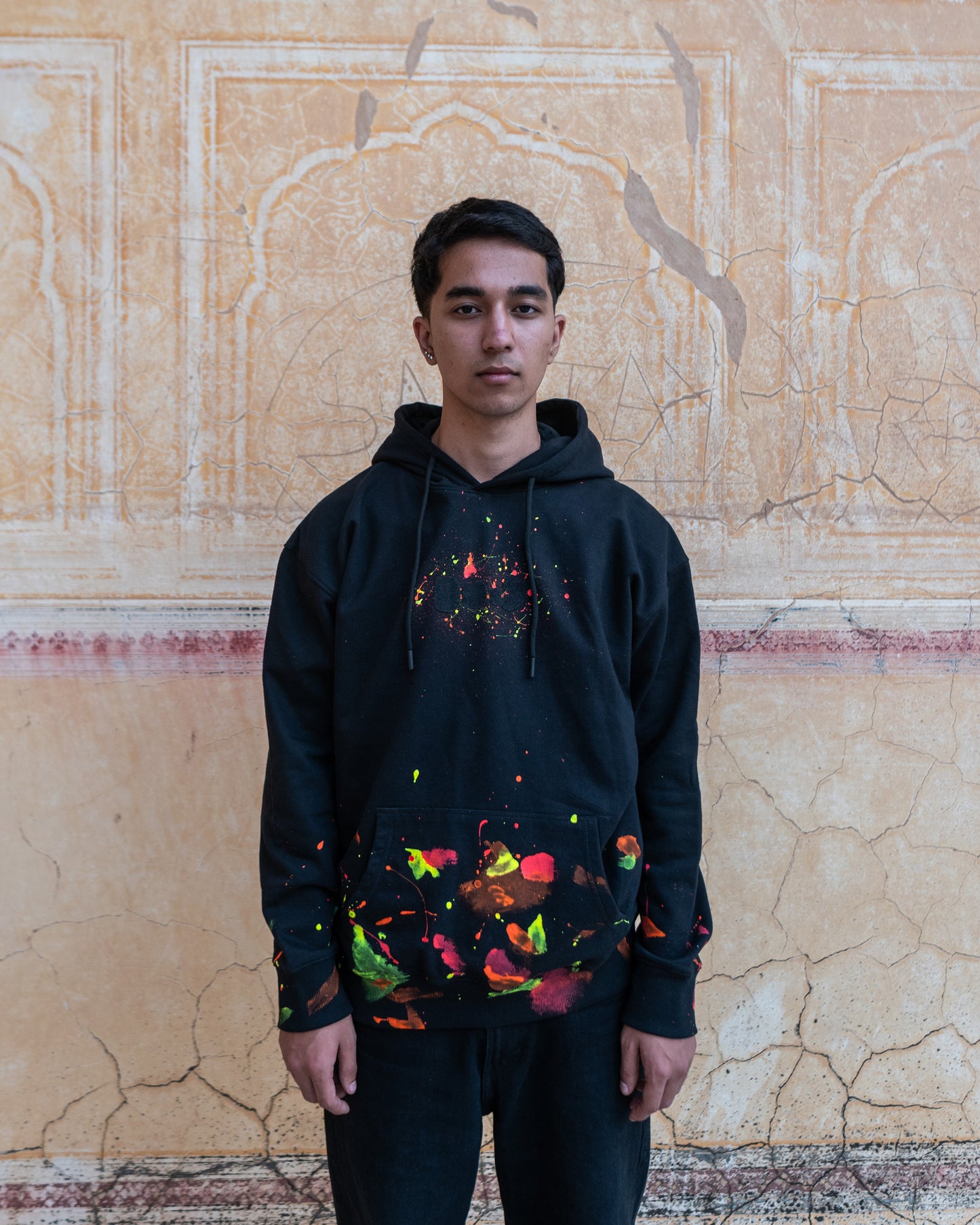 Mess-cot Hoodie Black - Front